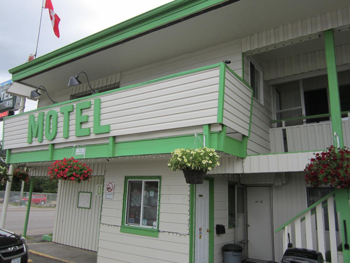Bulkley Valley Motel New Hazelton Exterior photo
